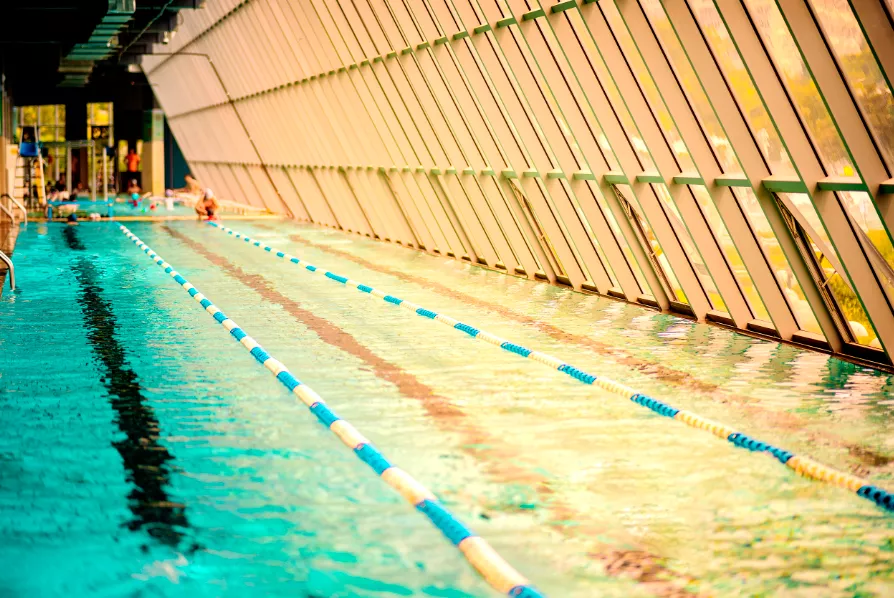 海州成人混凝土钢结构游泳池项目